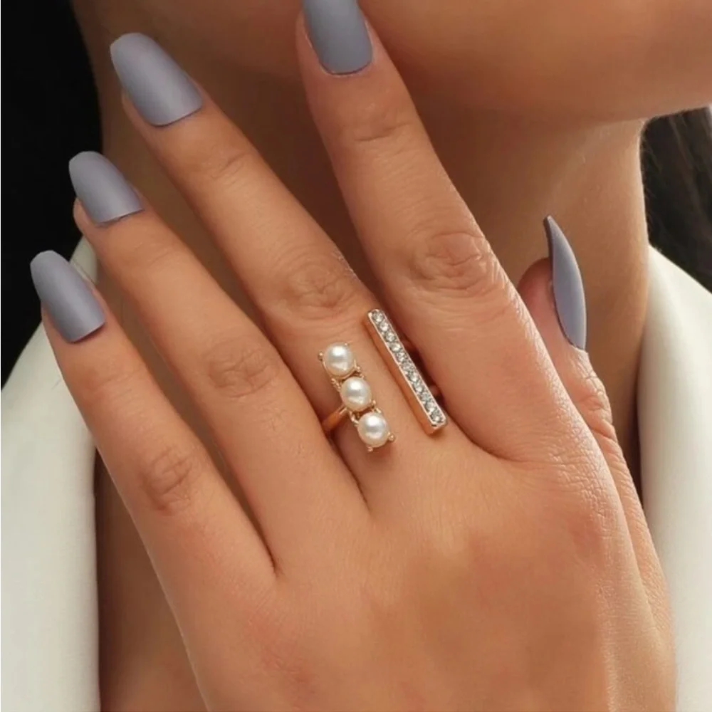 GOLD PEARL CUFF RING - Picture 2 of 4